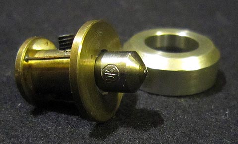 Shimadzu Mikrohärteprüfgerät Typ M, Japan. Prüfpyramide.