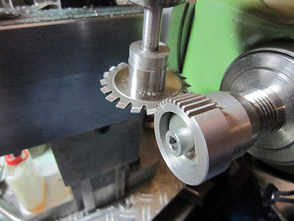 Threading attachment, cutting a gear